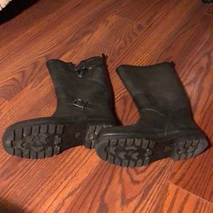 Motorcycle-style Rain boots ☔️